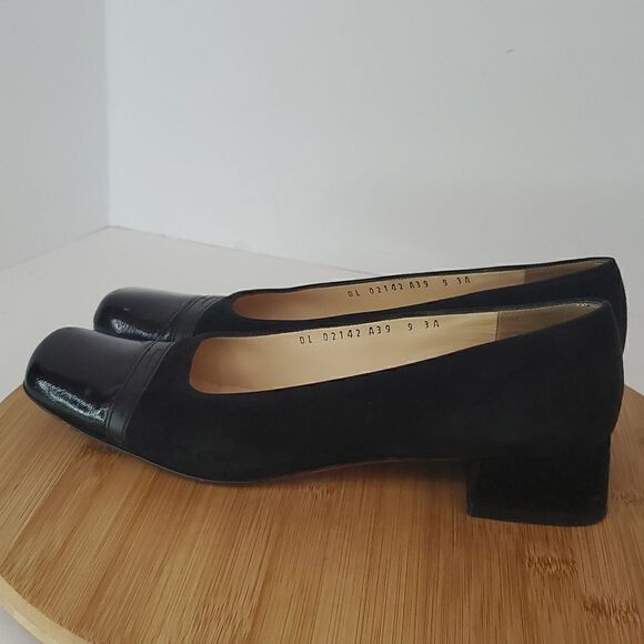 Salvatore Ferragamo Sonia Black Cap Toe Block Heel Pump Size 9 - Picture 5 of 13